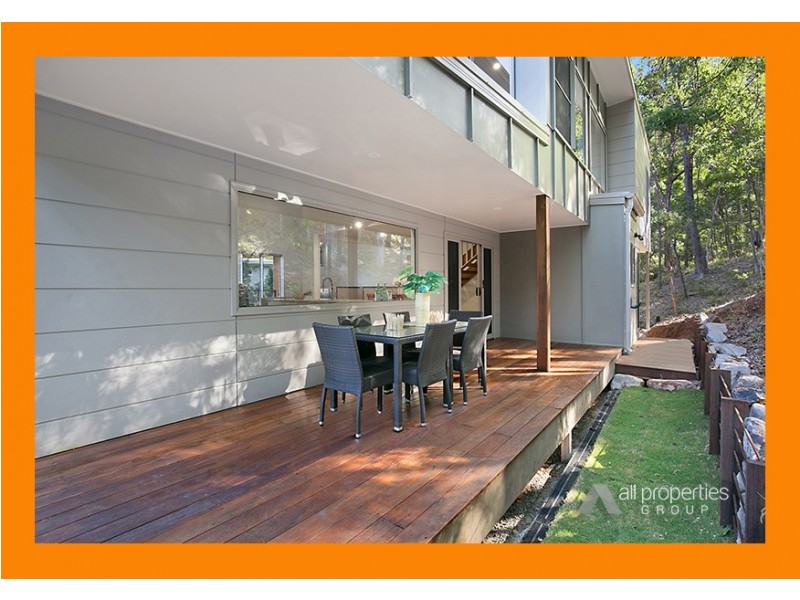 7 FOREST EDGE DR, Cornubia QLD 4130