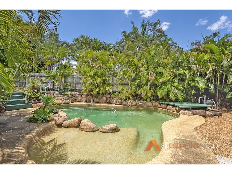 18 EPSON CT, Daisy Hill QLD 4127