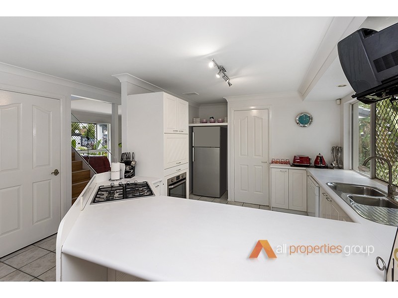 18 EPSON CT, Daisy Hill QLD 4127