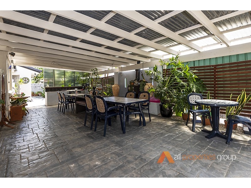18 EPSON CT, Daisy Hill QLD 4127