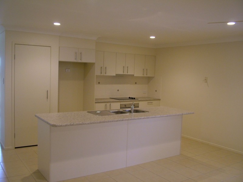 25 Lennon Blvd, Narangba QLD 4504