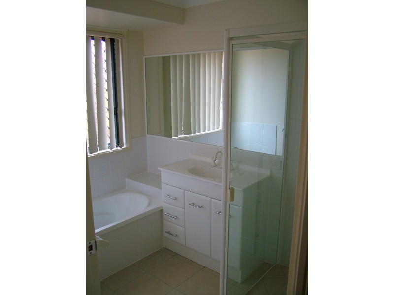 25 Lennon Blvd, Narangba QLD 4504