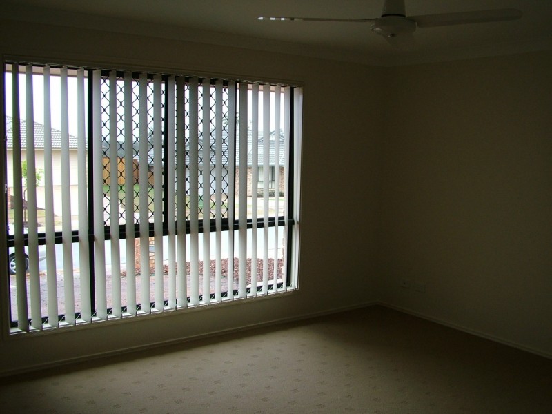 25 Lennon Blvd, Narangba QLD 4504