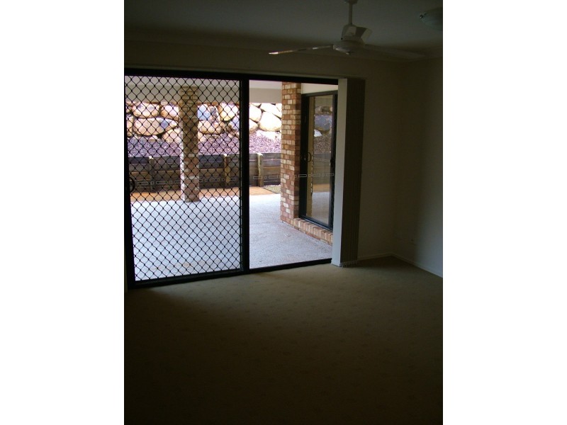 25 Lennon Blvd, Narangba QLD 4504