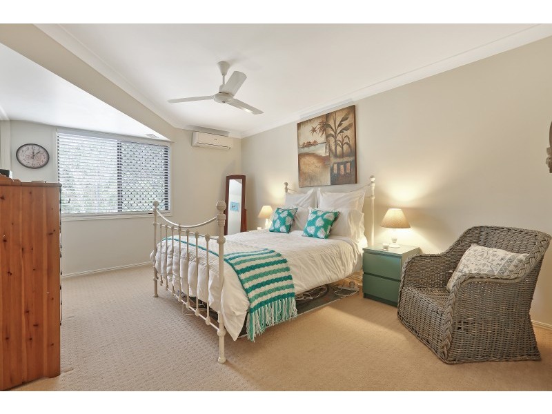 7-9 Wilkie Street, Redland Bay QLD 4165