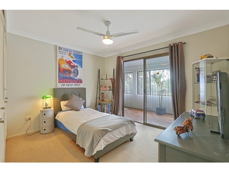 7-9 Wilkie Street, Redland Bay QLD 4165