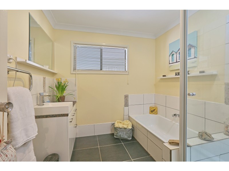 7-9 Wilkie Street, Redland Bay QLD 4165