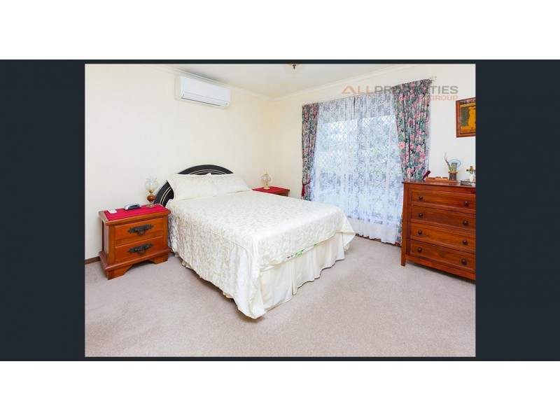 30 Forestwood Street, Crestmead QLD 4132
