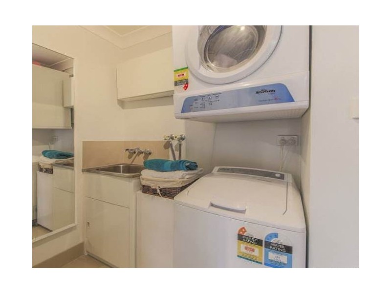 2/81 PARK ROAD, Slacks Creek QLD 4127