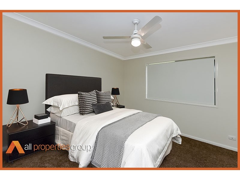 19 Kite Crescent, Eagleby QLD 4207