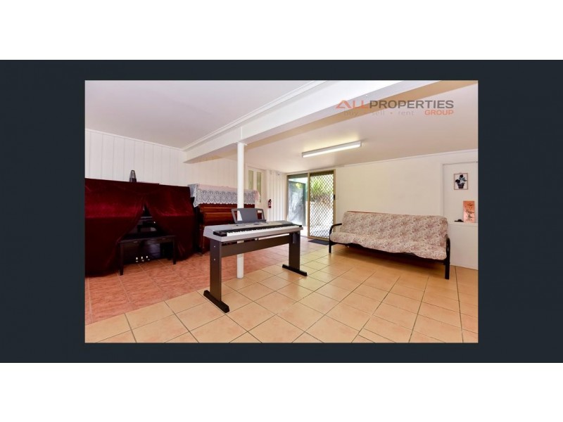 19A Tanah Merah Ave, Tanah Merah QLD 4128