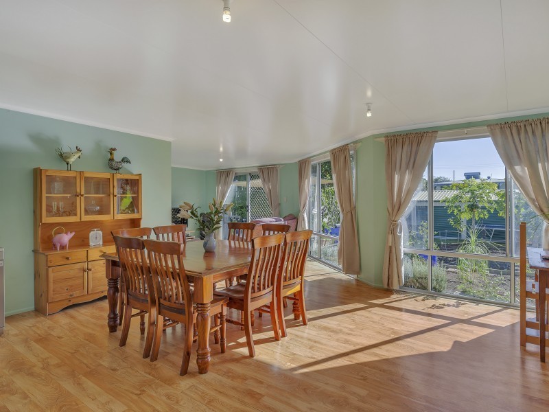 37 Casius St, Woodridge QLD 4114