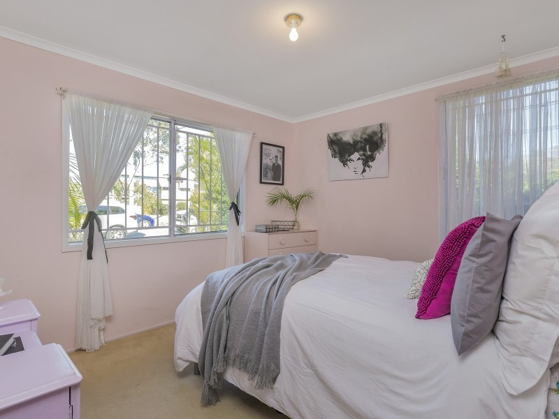 37 Casius St, Woodridge QLD 4114