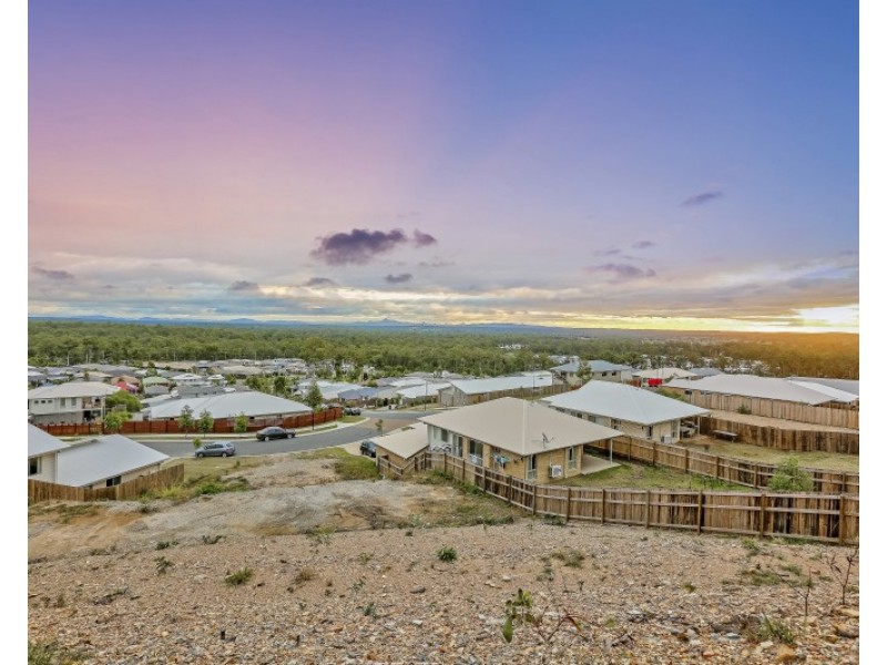 31 MORTON STREET, Waterford QLD 4133