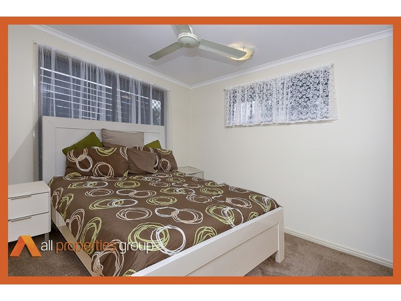 4 Higgins Street, Loganholme QLD 4129