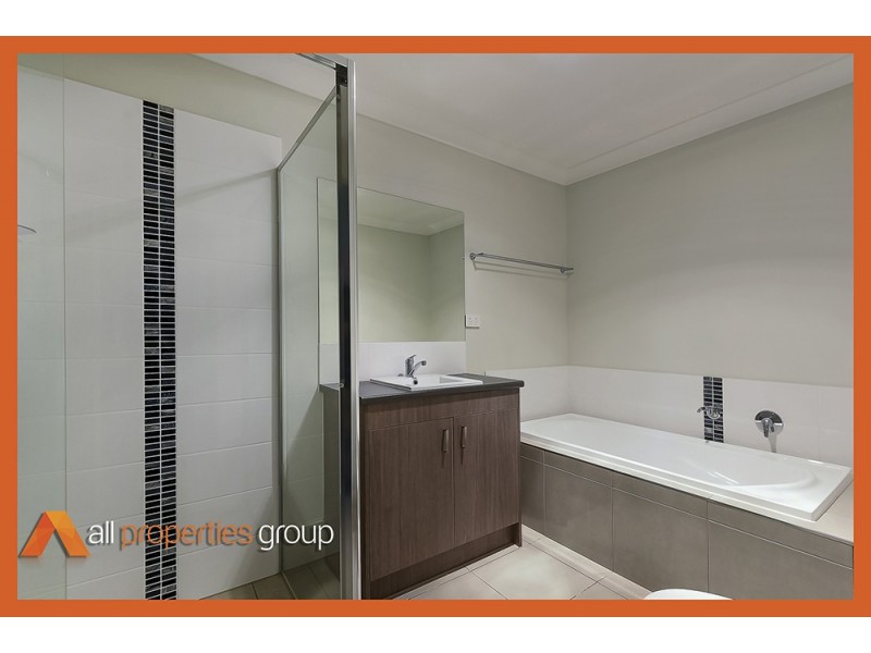 1/9D Spruce Street, Loganlea QLD 4131