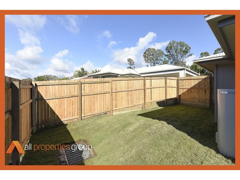1/9D Spruce Street, Loganlea QLD 4131
