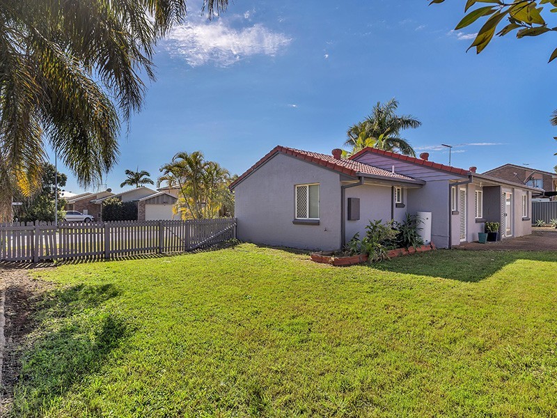 1 Tipplers Street, Victoria Point QLD 4165