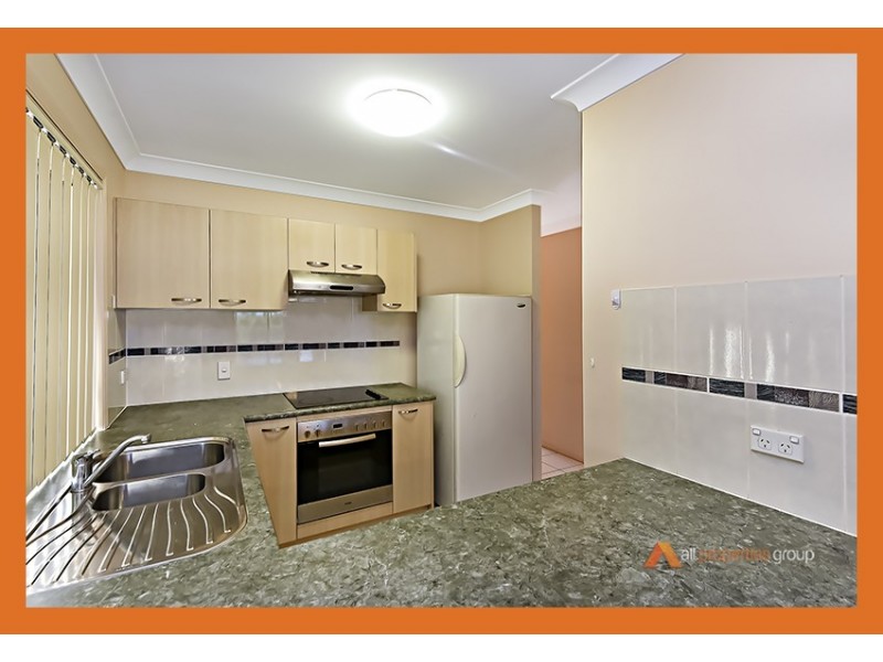 8 Benarkin Close, Waterford QLD 4133