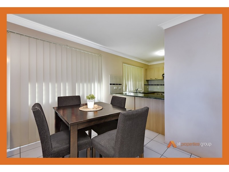 8 Benarkin Close, Waterford QLD 4133