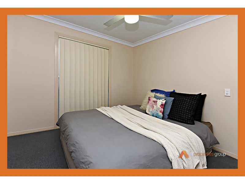 8 Benarkin Close, Waterford QLD 4133