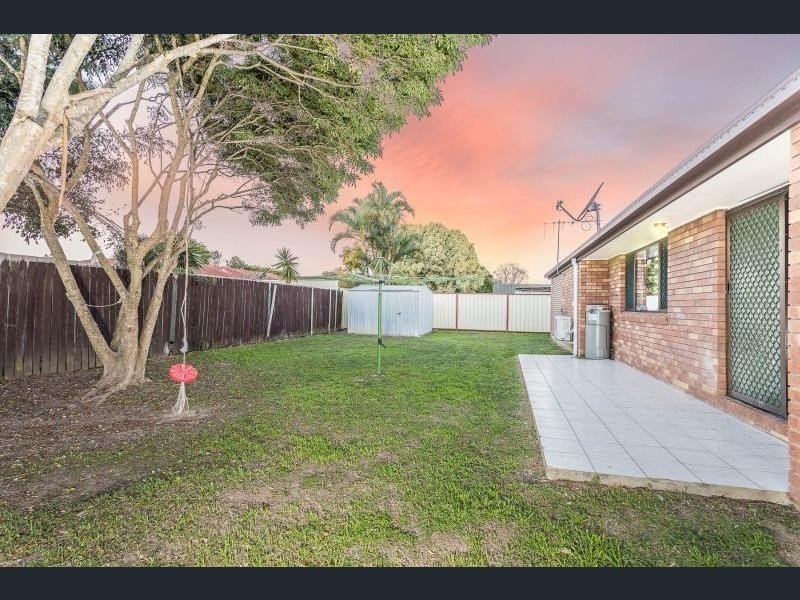17 Compass Street, Caboolture South QLD 4510