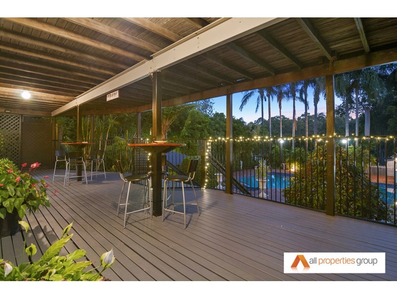 9 Loffs Road, Loganholme QLD 4129