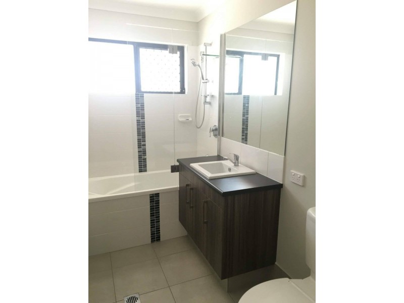 3/11 Spruce Street, Loganlea QLD 4131