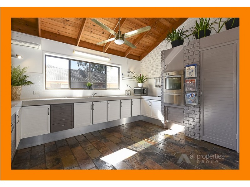 55 Leslie Parade, Slacks Creek QLD 4127