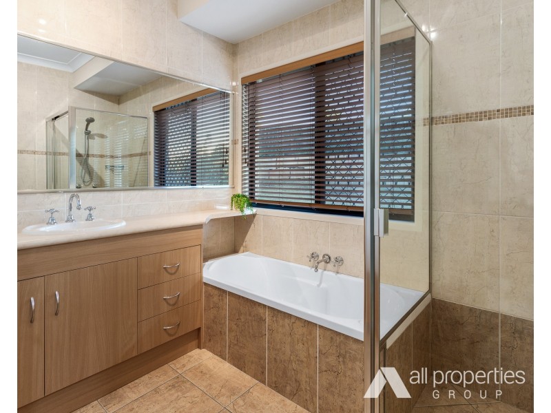 130-132 Peppertree Drive, Jimboomba QLD 4280