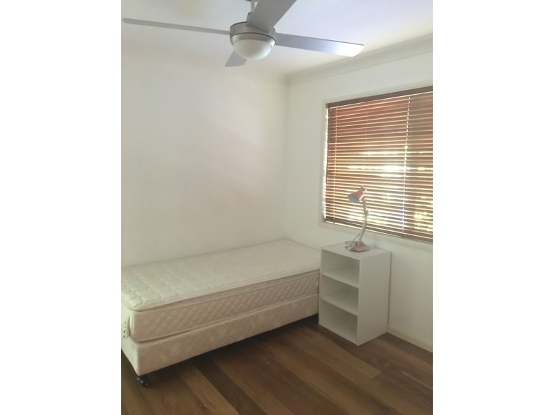 5A Savage Street, Tanah Merah QLD 4128
