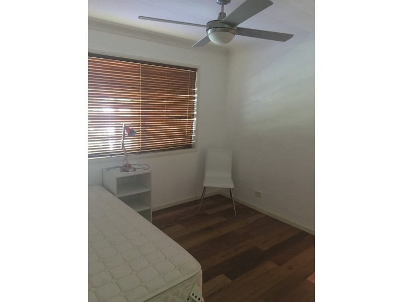 5A Savage Street, Tanah Merah QLD 4128