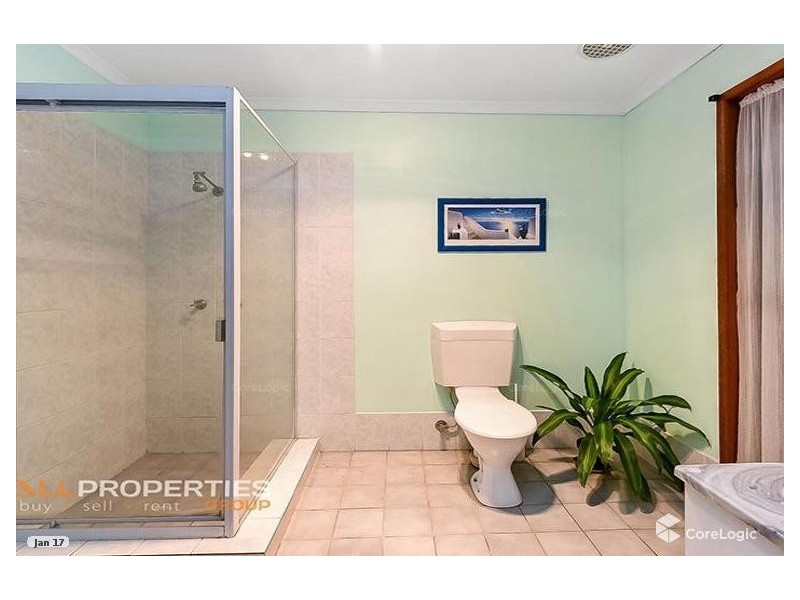 9 – 11 Omaru Street, Loganholme QLD 4129