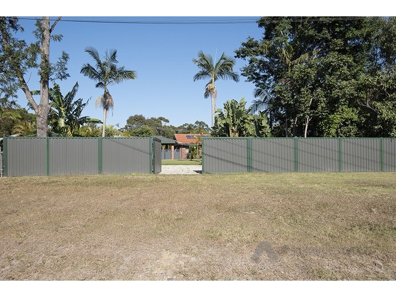 9 – 11 Omaru Street, Loganholme QLD 4129