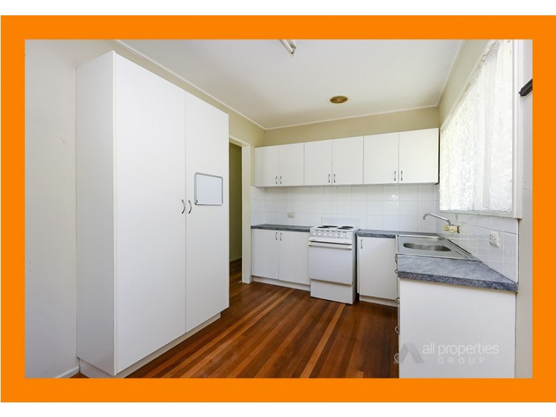 8 Kraatz Avenue, Loganlea QLD 4131