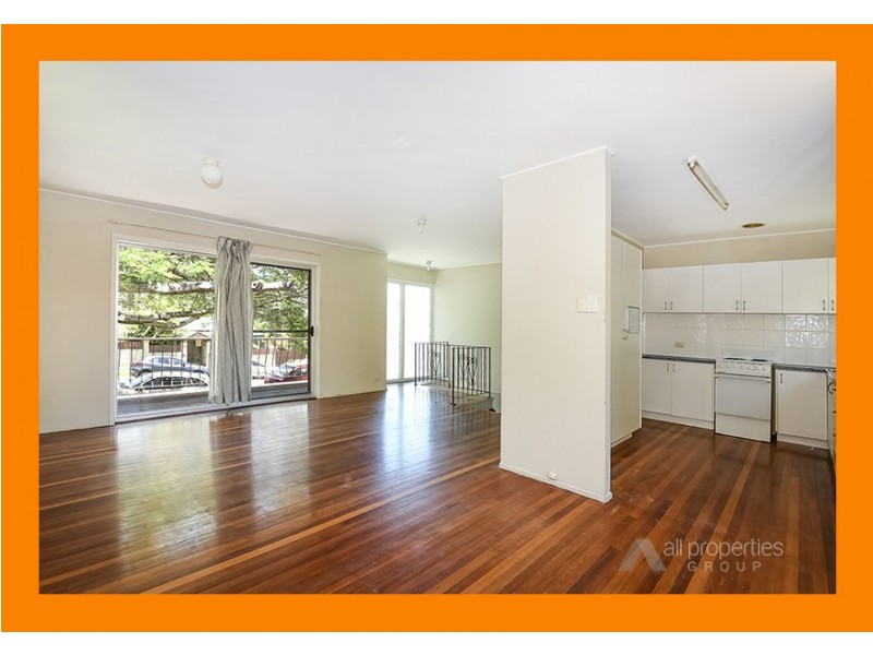 8 Kraatz Avenue, Loganlea QLD 4131