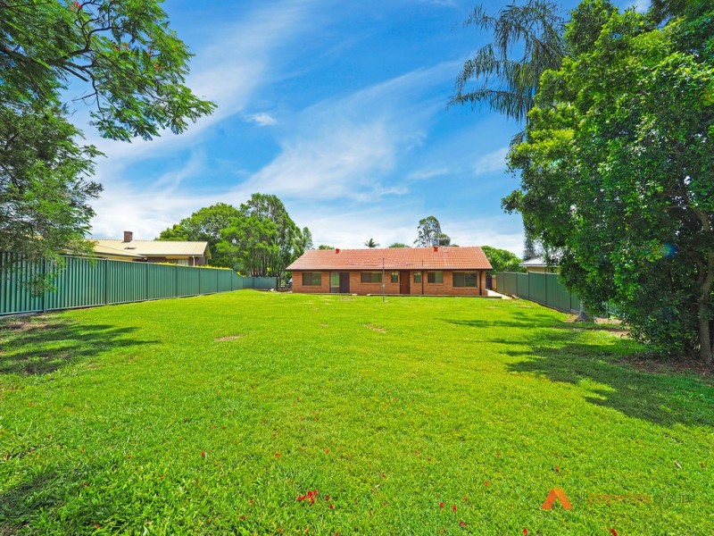 8 Elonera Drive, Slacks Creek QLD 4127