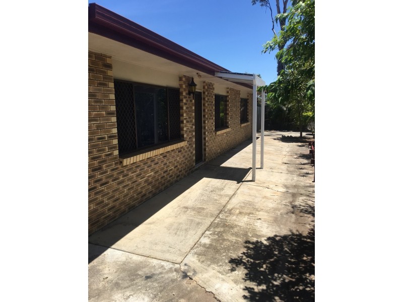 22 Pymble Ave, Petrie QLD 4502