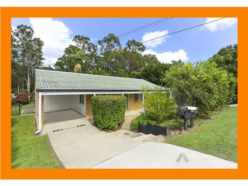 17 Conifer Street, Hillcrest QLD 4118