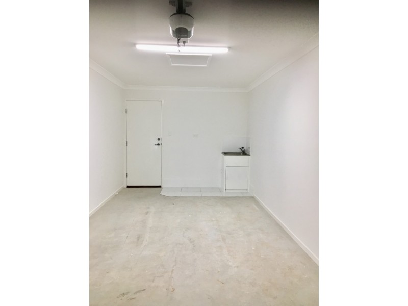 1/5A Evergreen Avenue, Loganlea QLD 4131