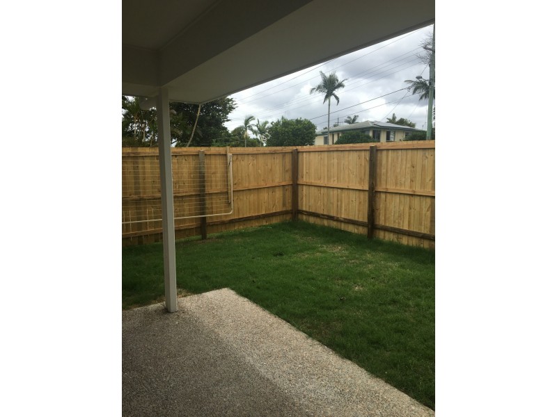 2/5A Evergreen Avenue, Loganlea QLD 4131