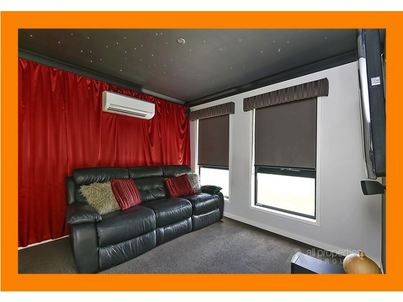 6 Kanimbla Street, Holmview QLD 4207