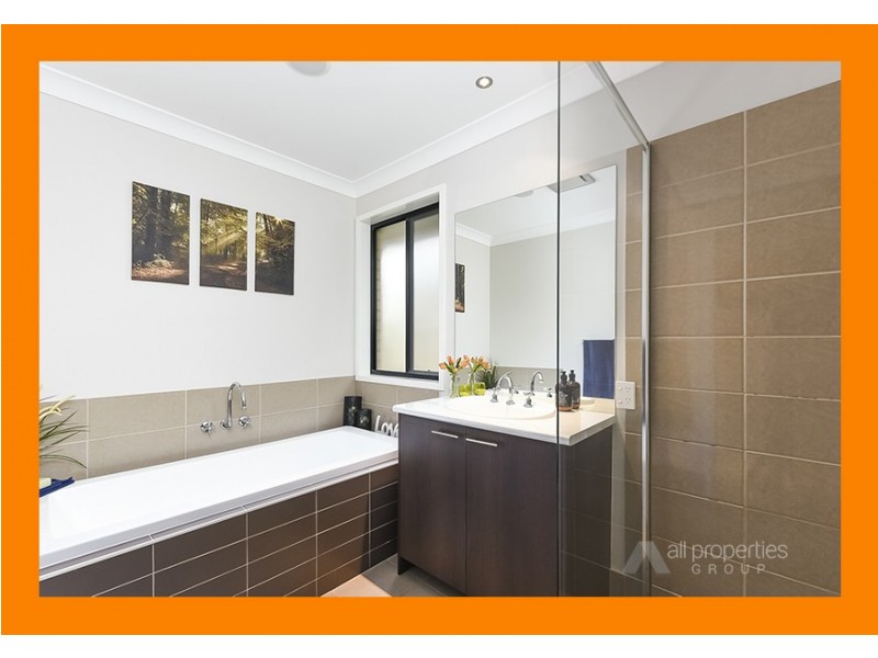 6 Kanimbla Street, Holmview QLD 4207