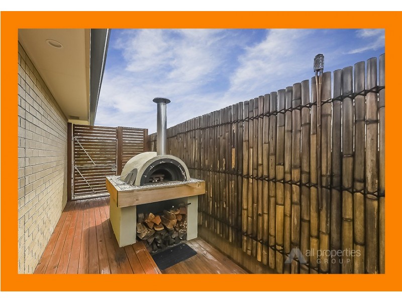 6 Kanimbla Street, Holmview QLD 4207