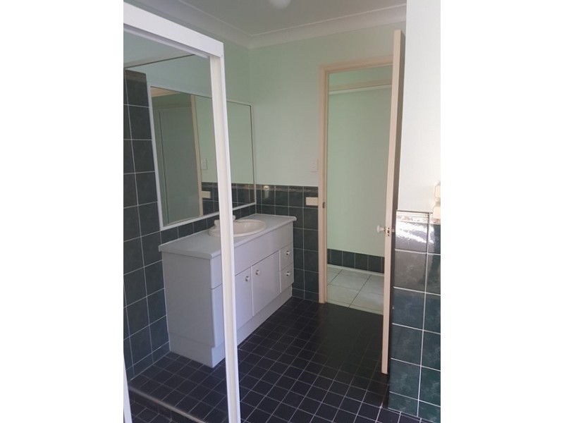 18 Teasel Crescent, Forest Lake QLD 4078