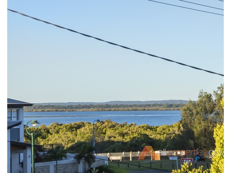 37 Torquay Road, Redland Bay QLD 4165