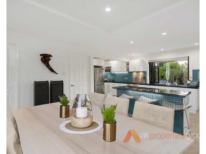 37 Torquay Road, Redland Bay QLD 4165