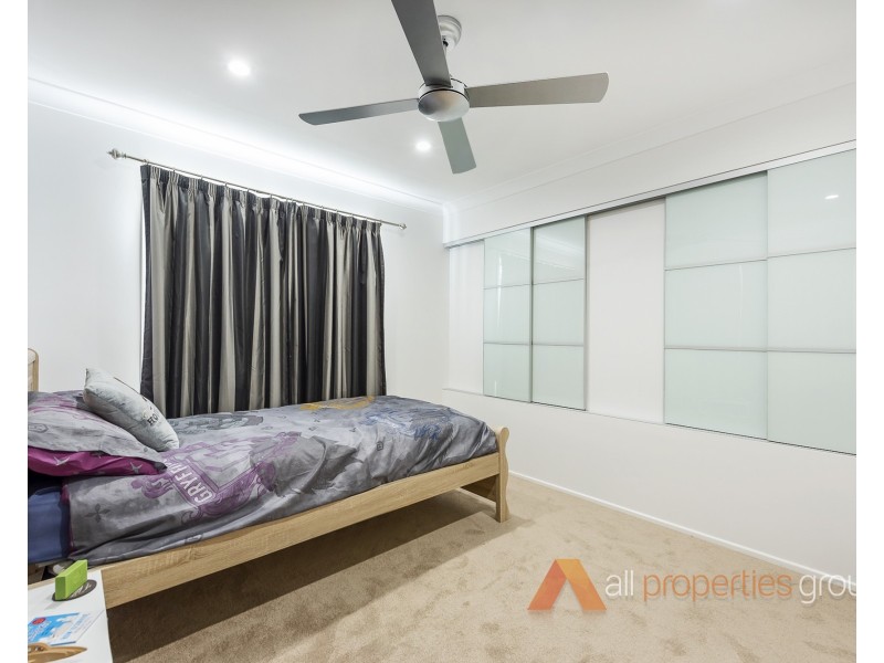 37 Torquay Road, Redland Bay QLD 4165