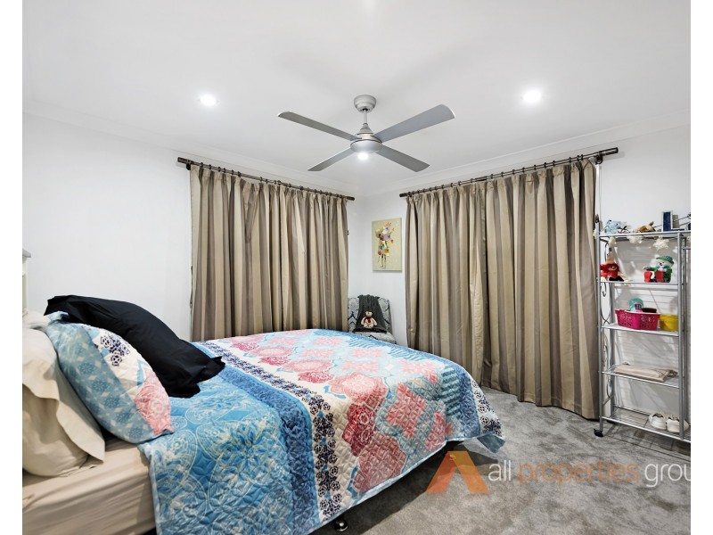 37 Torquay Road, Redland Bay QLD 4165