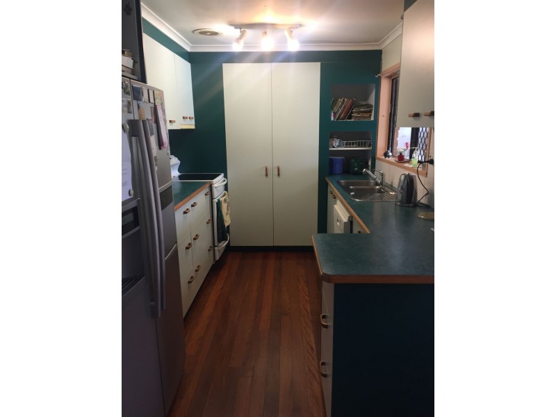 28 Springlands Drive, Slacks Creek QLD 4127